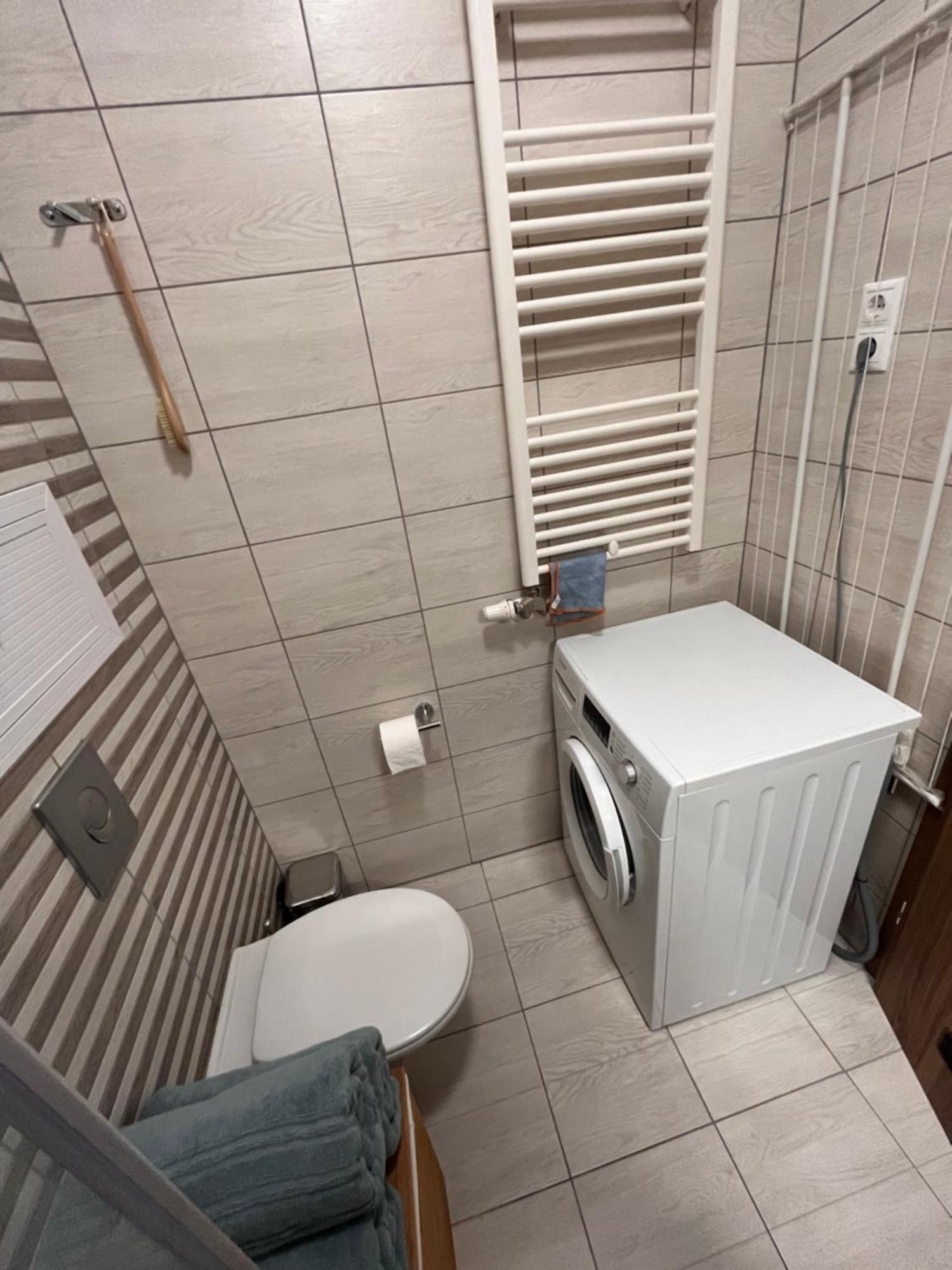 Modern, Kenyelmes Otthon Neked Apartment Будапеща Екстериор снимка